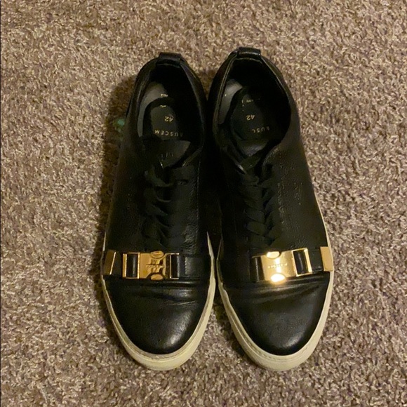 Buscemi black with Gold